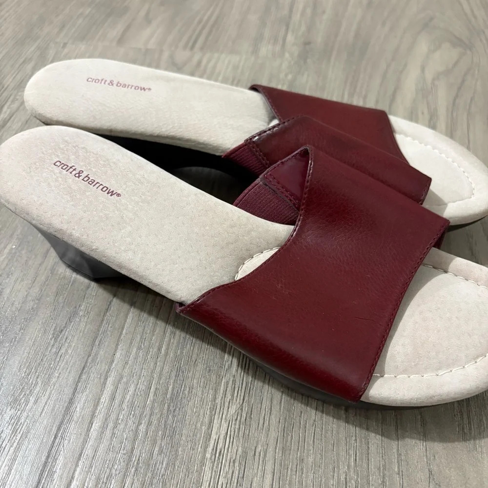 Croft & Barrow Women’s Size 8M Volume Red Slide Sandal Heeled Mule Cushioned